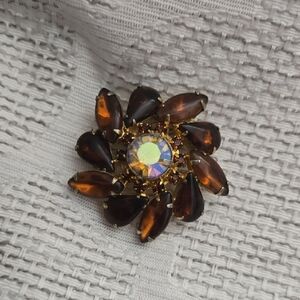 VINTAGE Gold and Brown Floral Brooch